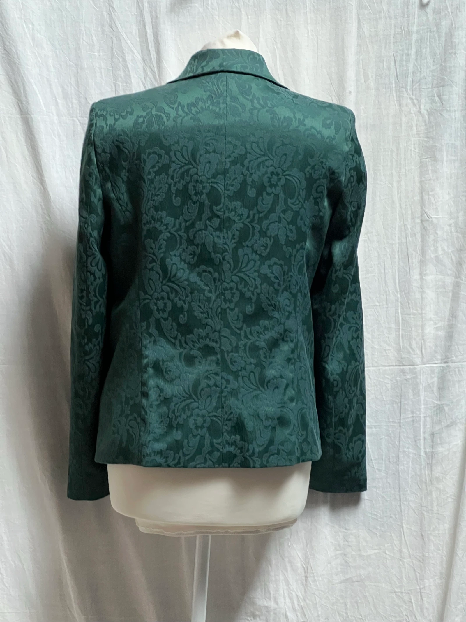 New Saks Cotton Satin Vest – photo 5